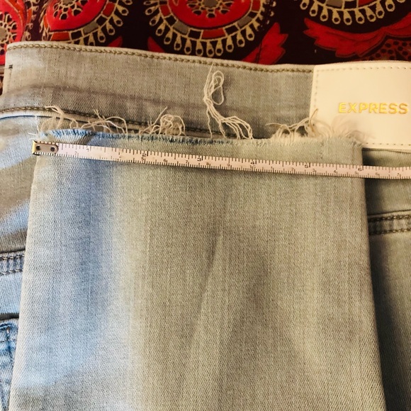 NWOT- Express Light Blue Women's Jeans - Picture 4 of 7